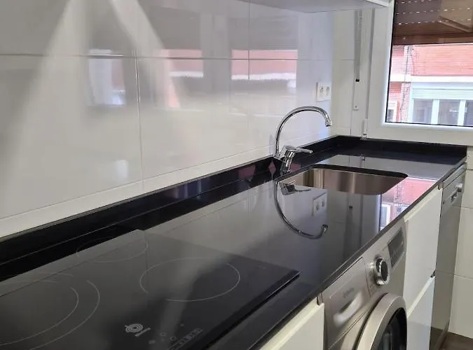 124a Moderno 3 By R2r Consulting *