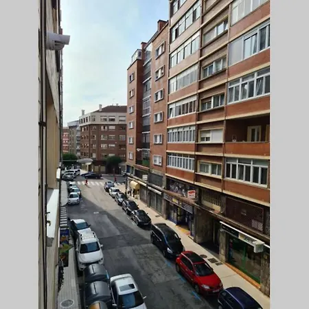 124a Moderno 3 Apartment *