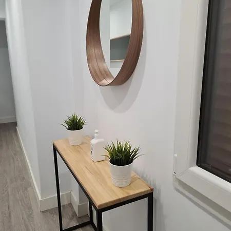 124a Moderno 3 Apartment *