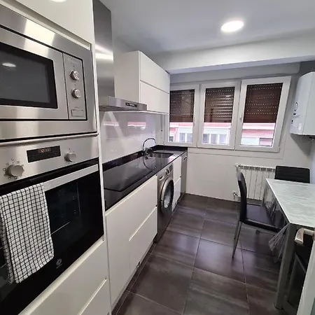 Апартаменти 124a Moderno 3 By R2r Consulting